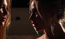 Ξυρισμένο και αισθησιακό: Ένα λεσβιακό βίντεο αυνανισμού