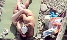 Niesamowity filmik woyeur nagrany na plaży nudystów