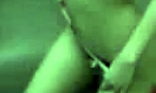 Dolce asiatica mostra il suo corpo in una clip fatta in casa