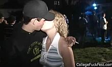 Домаћа секс снимка тинејџерке ухваћене на делу са колеџом