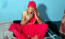 เจ้าสาวอินเดียให้ blowjob ในคืนแต่งงานของเธอ
