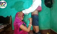 Индийская сводная мать и пасынок занимаются горячим тройничком