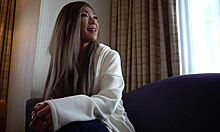 Η Ιαπωνέζα σύζυγος γαμιέται από τον φίλο της σε σπιτικό βίντεο